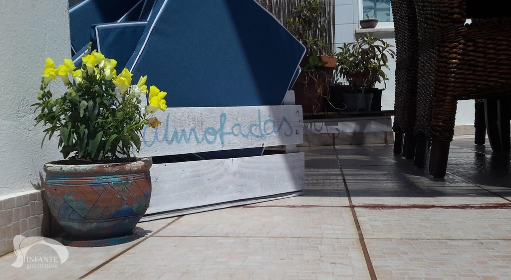 Infante Guesthouse Lagos Exterior photo